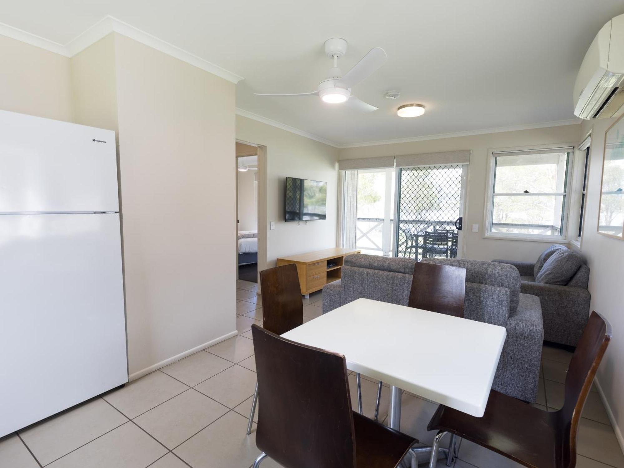 Nrma Lake Somerset Holiday Park Kilcoy 객실 사진